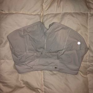 LULULEMON- white shorts